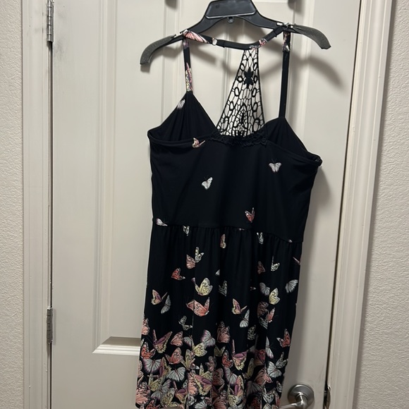 Woman Dress - Picture 4 of 4